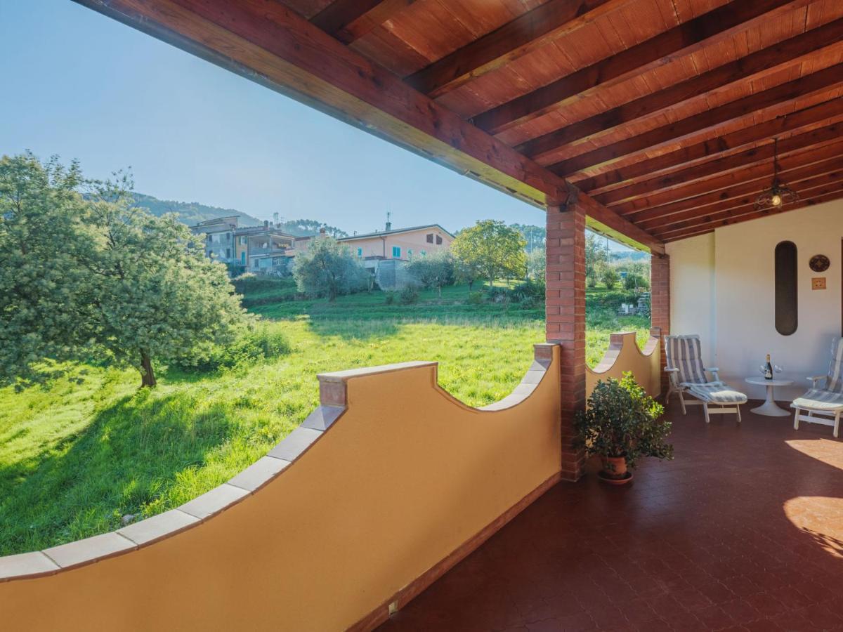 Apartment Barbara By Interhome Corsanico-Bargecchia Exterior photo