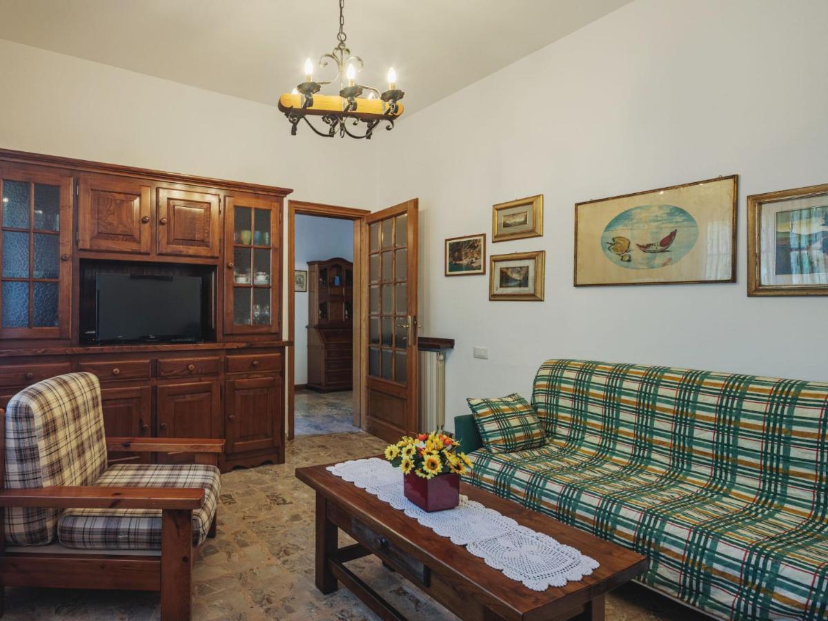 Apartment Barbara By Interhome Corsanico-Bargecchia Exterior photo