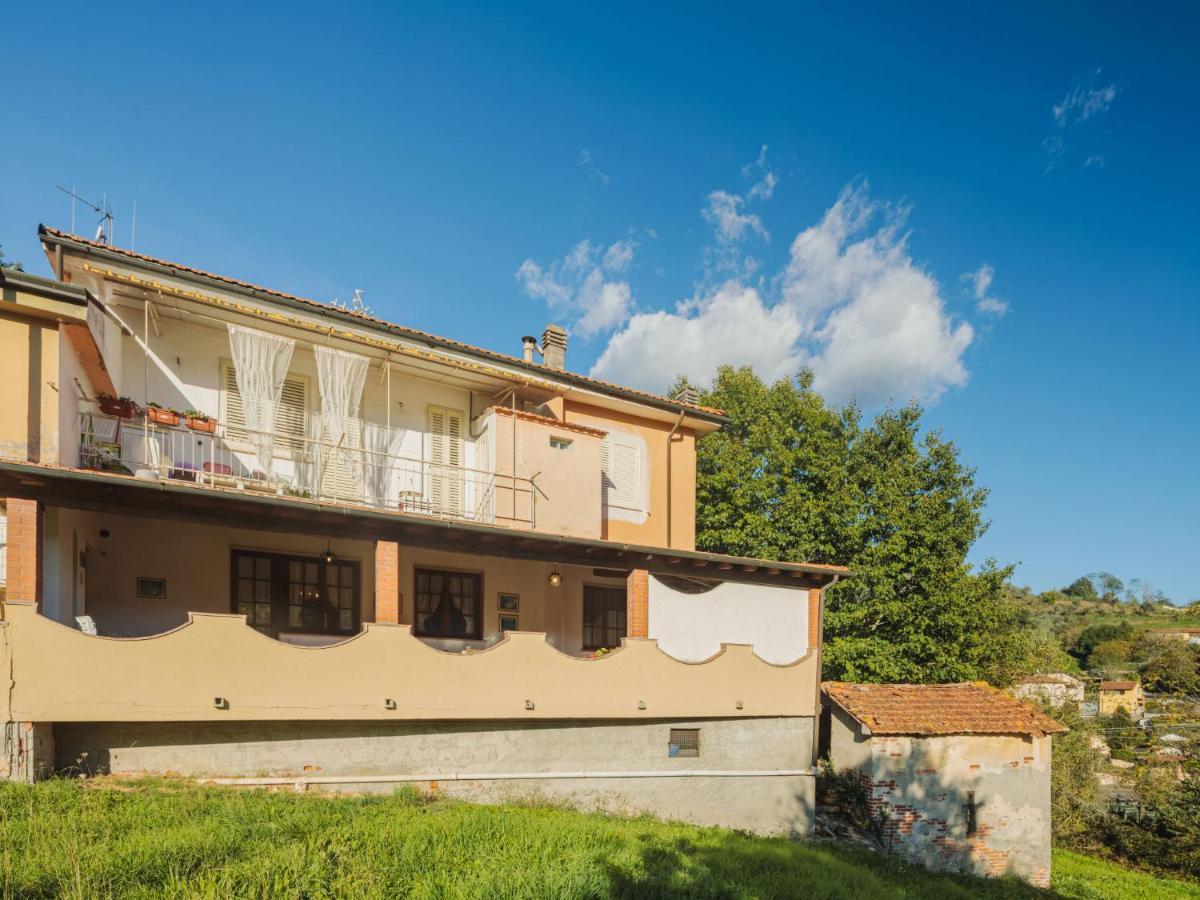 Apartment Barbara By Interhome Corsanico-Bargecchia Exterior photo